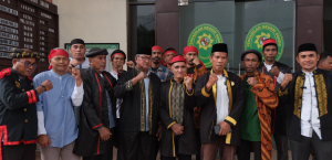 Setahun Prabowo–Gibran: Reformasi Hukum Mandek, Perjalanan Demokrasi Masih Tersendat