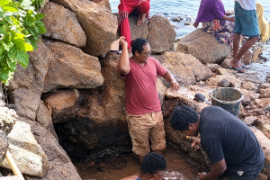 Pulau Dowora dan Kerinduan Warga akan Setitik Air Bersih